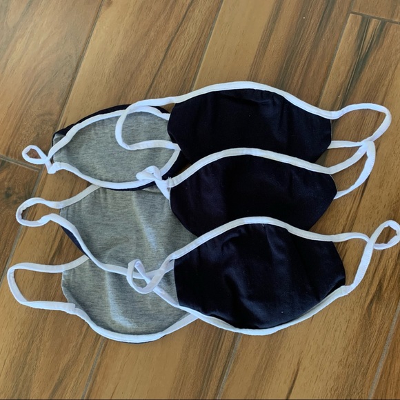 ⭐️ 6 Cotton Face Masks and Vaccine Sleeves - NEW - Picture 1 of 4